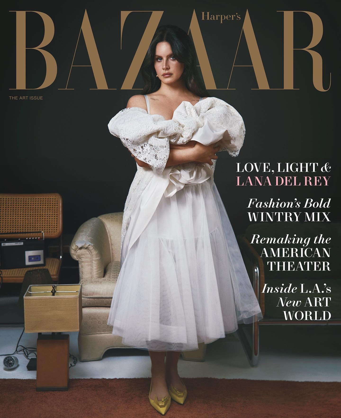 Очень красивая и сексуальная Лана Дель Рей появилась на страницах Harper's Bazaar. Топ фото Ланы Дель Рей, сделанных папарацци, где она совсем не так привлекательна